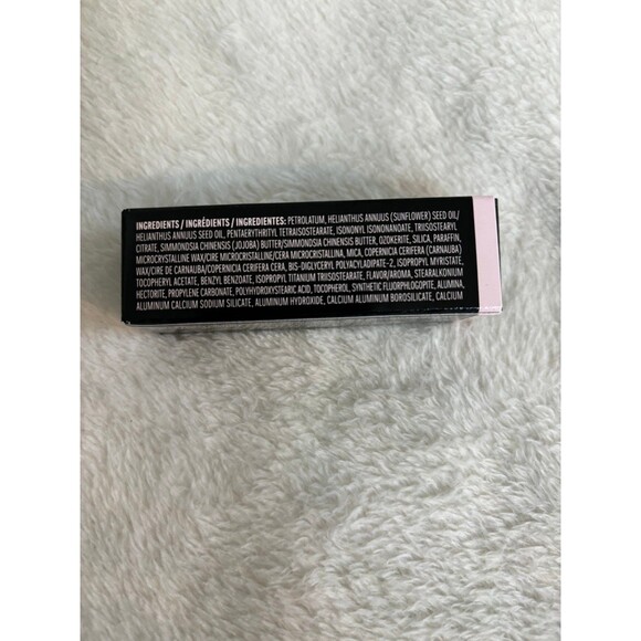 Mary Kay Super Hydrating Lipstick Fuschia Dream NEW in box - Picture 3 of 3